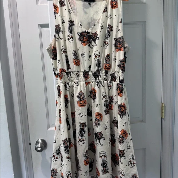 Sourpuss Halloween jinx cat dress - Picture 1 of 3